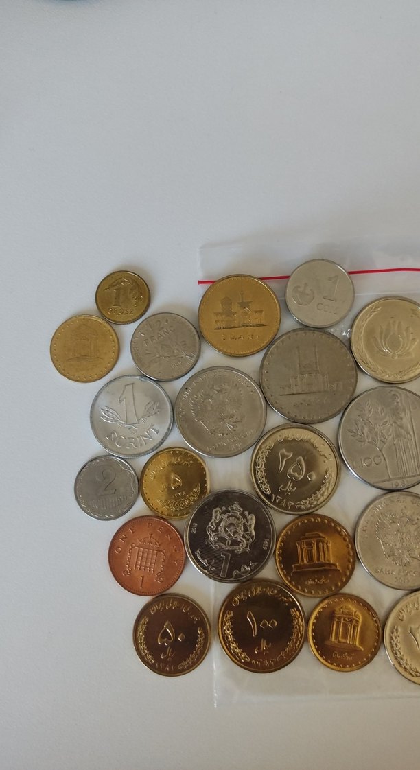 Çeşitli Renkli Para Koleksiyonu - Görsel 3