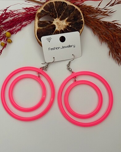 Pembe neon fosforlu küpeler