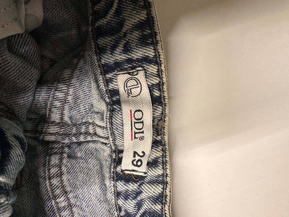 Gri Midi Kesim Yırtmaçlı Kadın Denim Pantolon - Görsel 3