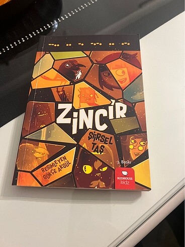 Okuma kitapı zincir