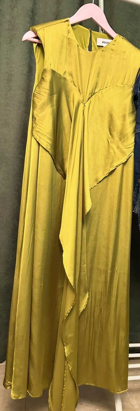 Yeşil piliseli belden bağlamalı  İpekyol saten maksi elbise - Görsel 3