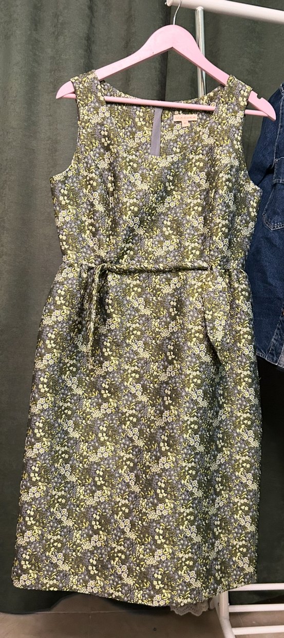 Machka çiçek jakarlı elbise - Görsel 3