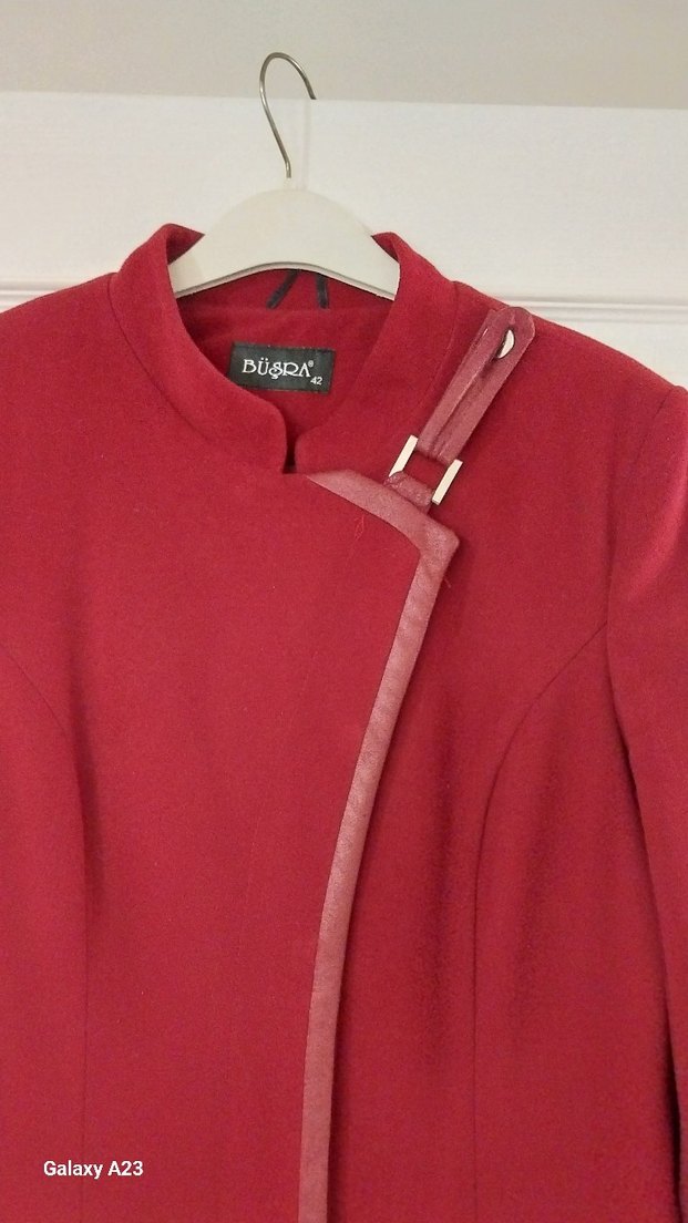 Bordo Uzun Kadın Klasik Kesim Kaban - Görsel 2