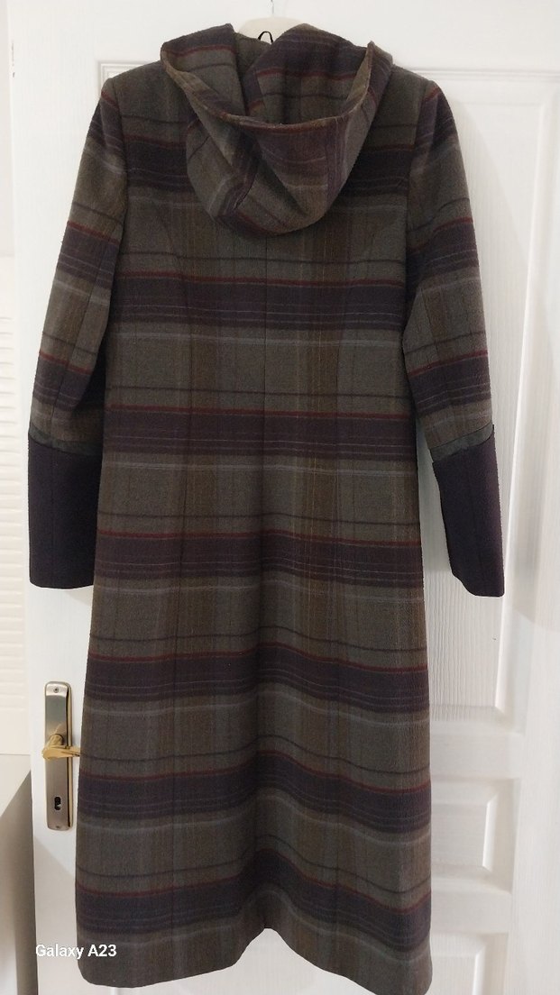 Düğmeli Uzun  Kadın Kaban - Görsel 2