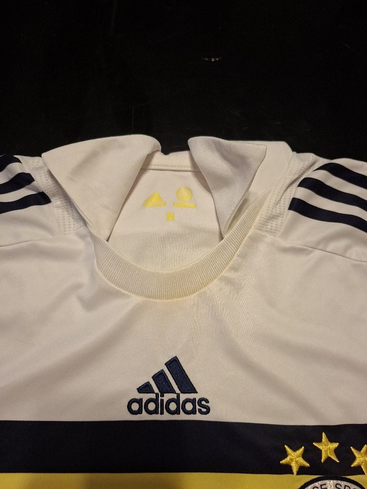 Roberto Carlos imzalı forma - Görsel 4