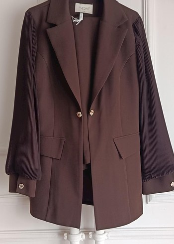 Zara Sikligin Ve Rahatligin Bulustugu Koyu Kahverengi Blazer Takim