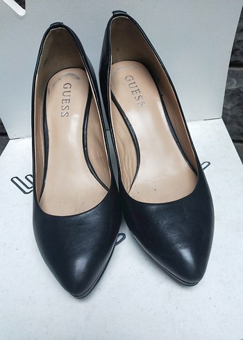 Guess Siyah Modern Klasik Stiletto Topuklu Kadın Ayakkabı