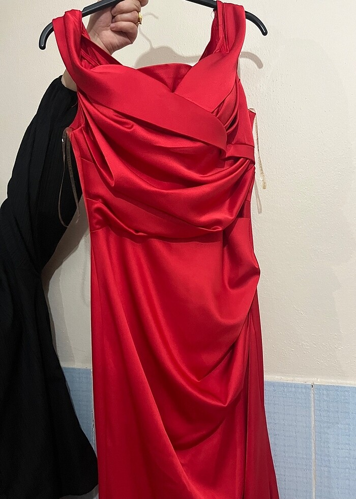 Saten elbise - Görsel 2