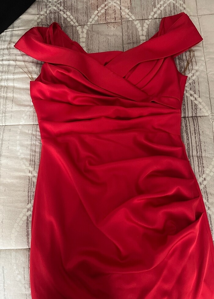 Saten elbise - Görsel 3