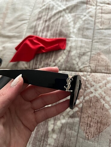 Yves Saint Laurent Gözlük - Görsel 7