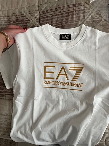 Armani tişört