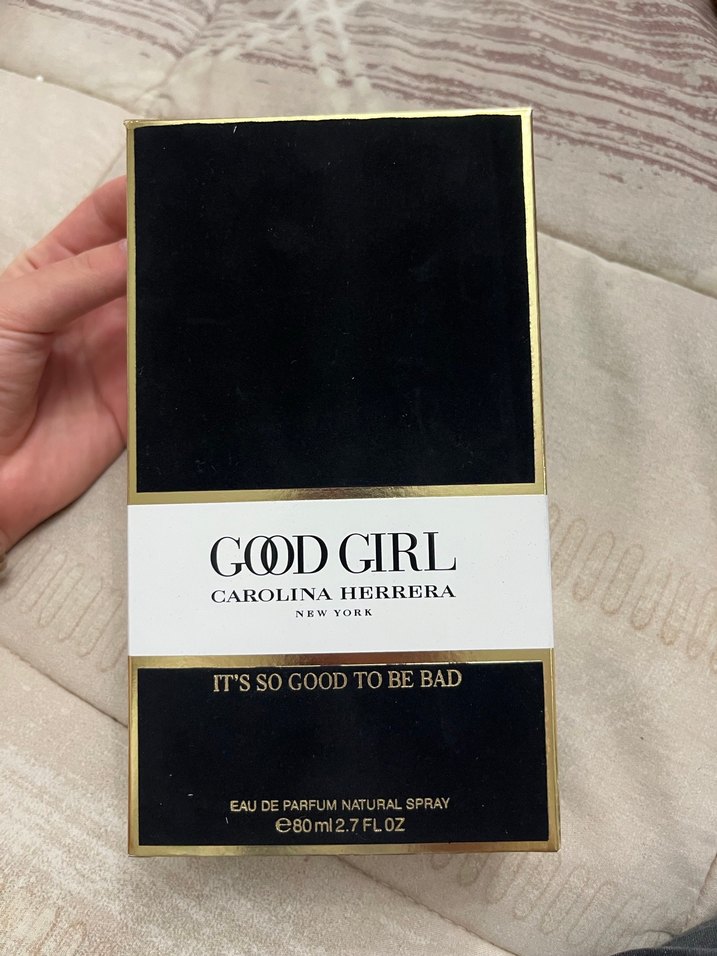 Carolina Herrera Good Girl Kadın Parfümü 80 ml - Görsel 4