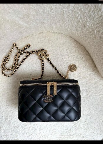 Chanel Siyah Deri Zincir Askılı Kadın Çanta