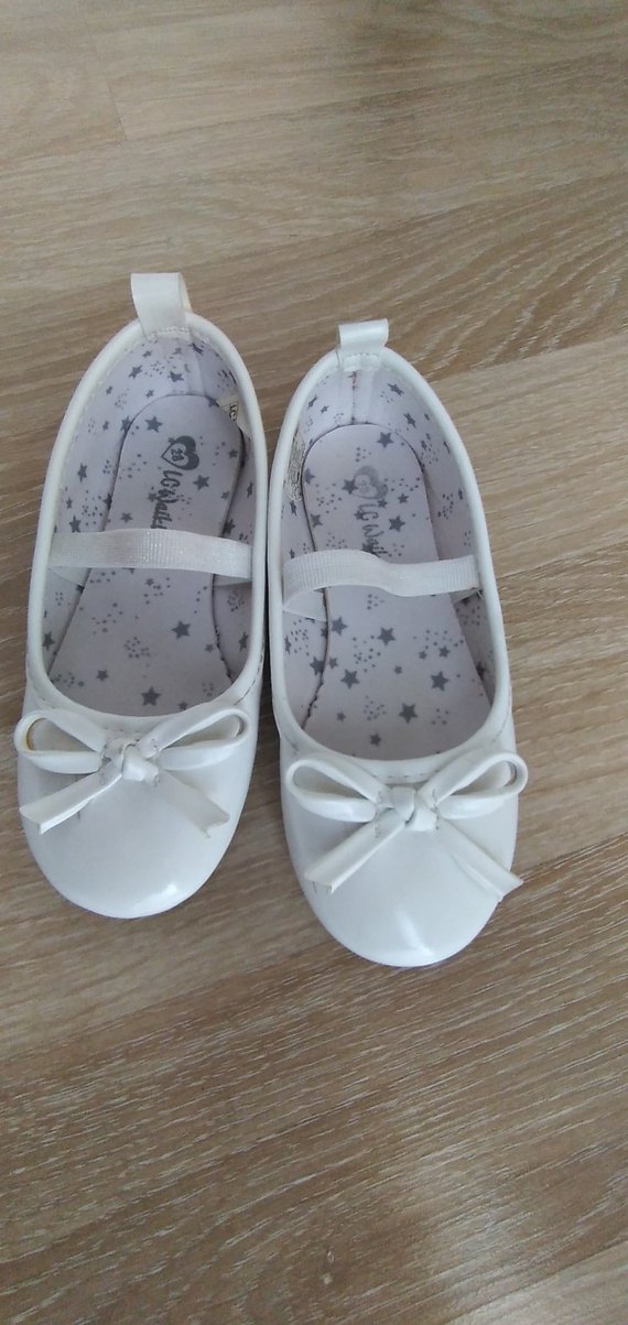 Kız Çocuk Beyaz Fiyonklu Babet Ayakkabı - Görsel 2