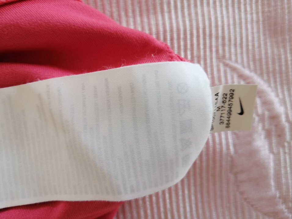 Pembe V Yakalı  orjinal Nike marka Atlet - Görsel 3