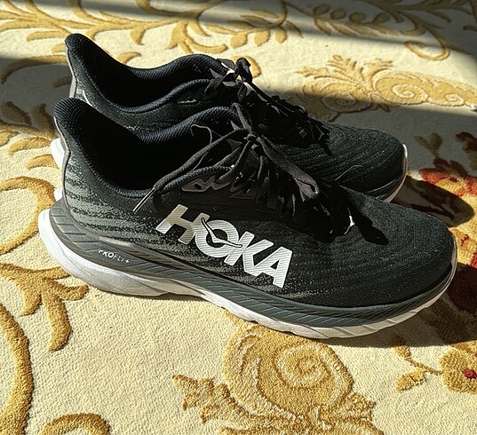 Hoka profly