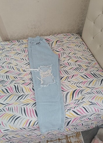 Kadın Yüksek Bel Yırtmaç Detaylı Yırtıklı Jeans Pantolon Açıkmav