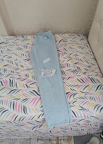 Diğer Kadın Yüksek Bel Yırtmaç Detaylı Yırtıklı Jeans Pantolon Açıkmav