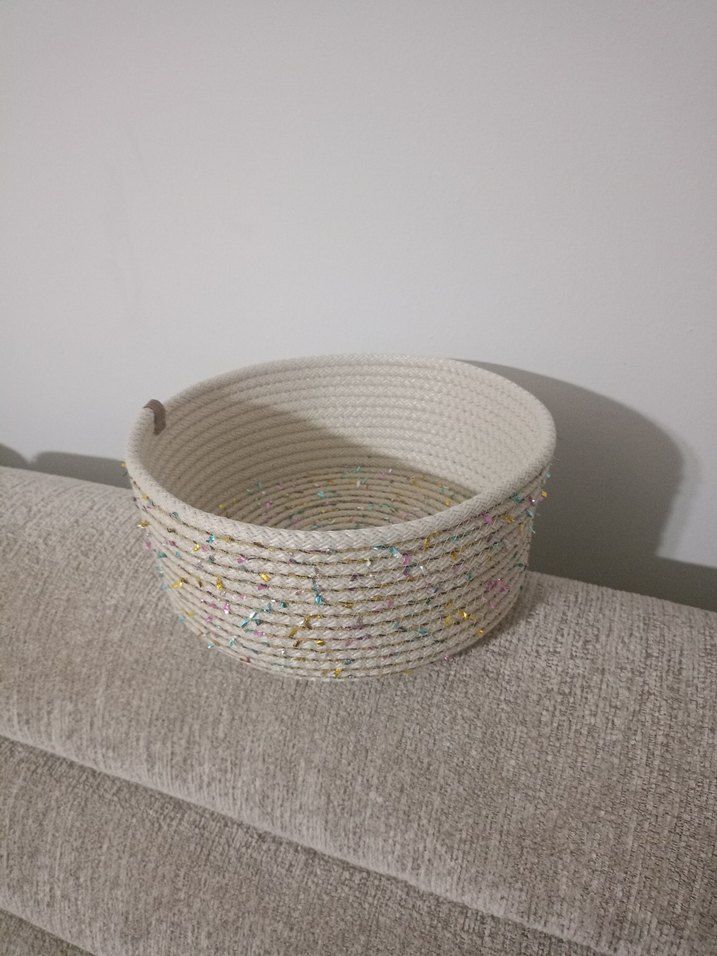 Beyaz Renkli Örgü Sepet - Görsel 4