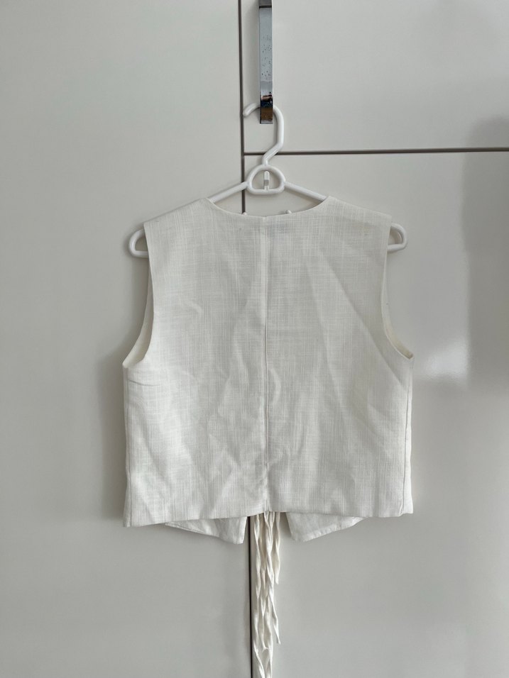 Beyaz Keten V Yaka Kolsuz Yelek - Görsel 4