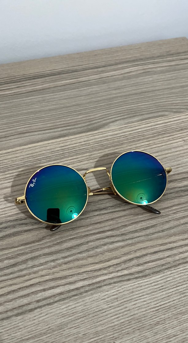 Parlak Altın Çerçeveli Yuvarlak Gözlük - Görsel 3