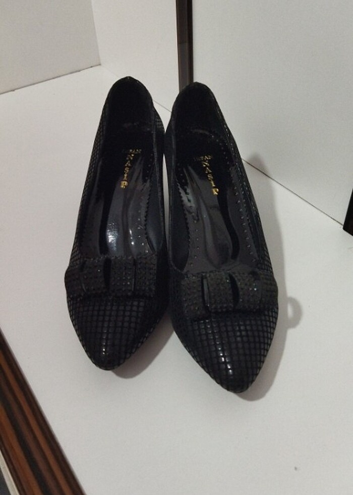 Topuklu ayakkabı - Görsel 2