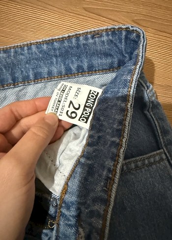 Kadın Mavi Midi Boy Fermuarlı Kot Pantolon - Görsel 6