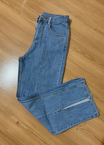 Kadın Mavi Midi Boy Fermuarlı Kot Pantolon - Görsel 2