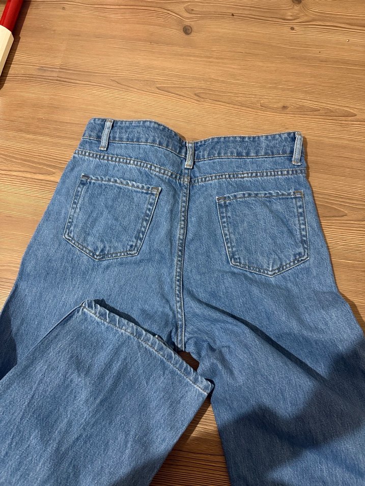 Kadın Mavi Midi Boy Fermuarlı Kot Pantolon - Görsel 4