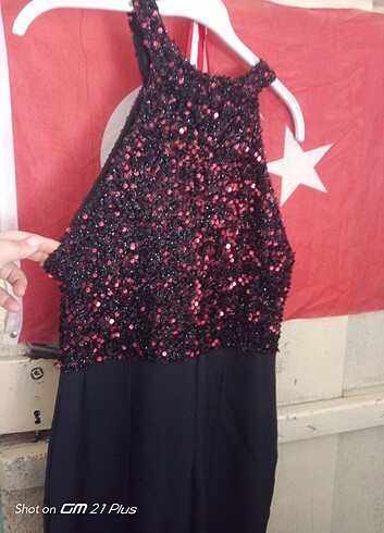 LC Waikiki Pullu abiye açıklamayı okuyunuz