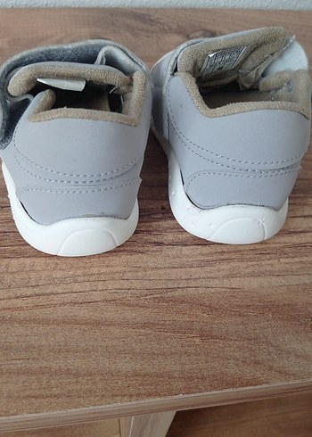 Gri Erkek Bebek İlk Adım Ayakkabısı Velcro - Görsel 3