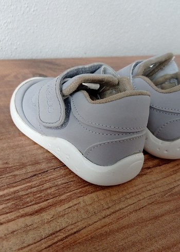 Gri Erkek Bebek İlk Adım Ayakkabısı Velcro - Görsel 4