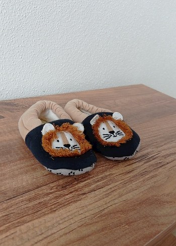 Kahverengi Kürklü Erkek Çocuk Ev Terliği - Görsel 3