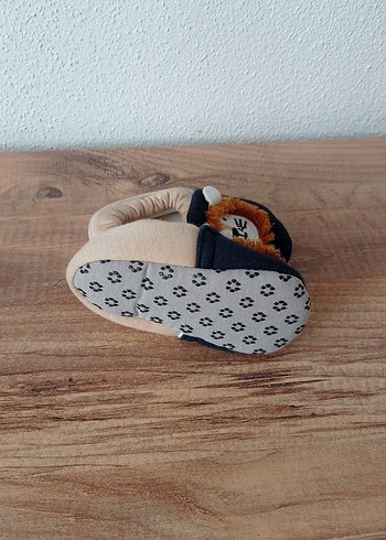 Kahverengi Kürklü Erkek Çocuk Ev Terliği - Görsel 4