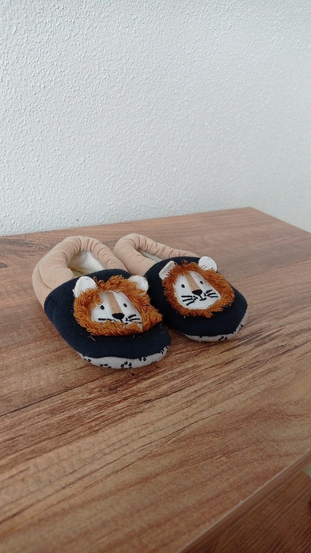 Kahverengi Kürklü Erkek Çocuk Ev Terliği - Görsel 3