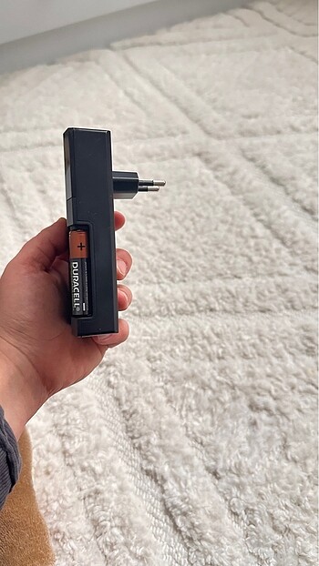  Beden Renk Duracell pil şarj aleti ve 7 adet şarj edilebilir Kalın AA PİL