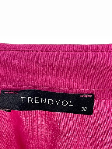 38 Beden pembe Renk Trendyol & Milla Gömlek %70 İndirimli.