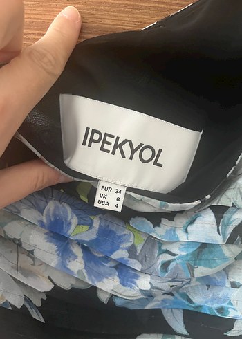 ipekyol Çiçek Desenli Drapeli Mini Elbise