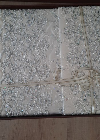 Saten İşlemeli Beyaz Nevresim Takımı - Görsel 4