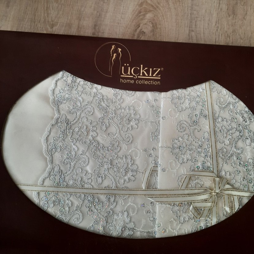 Saten İşlemeli Beyaz Nevresim Takımı - Görsel 5