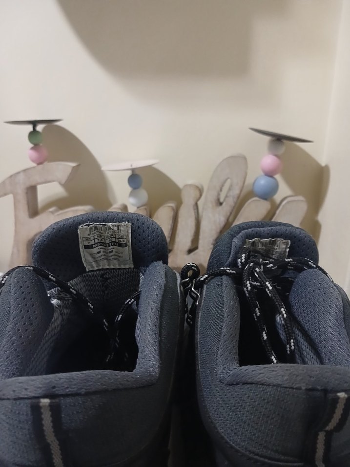 Siyah Su Geçirmez Bot - Görsel 4