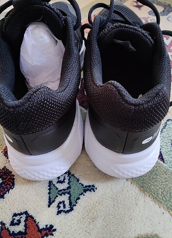 Nike koşu ayakkabısı