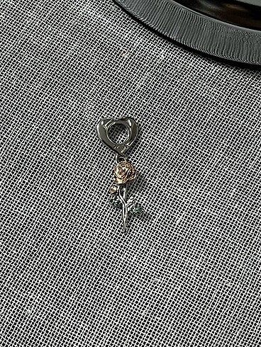 Pandora 925 Ayar Gümüş Rose Yapraklı Gül Charm