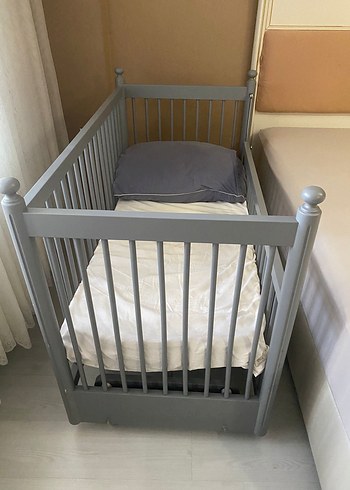 Ikea bebek karyola