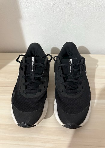 Nike revolation 5 - Görsel 3