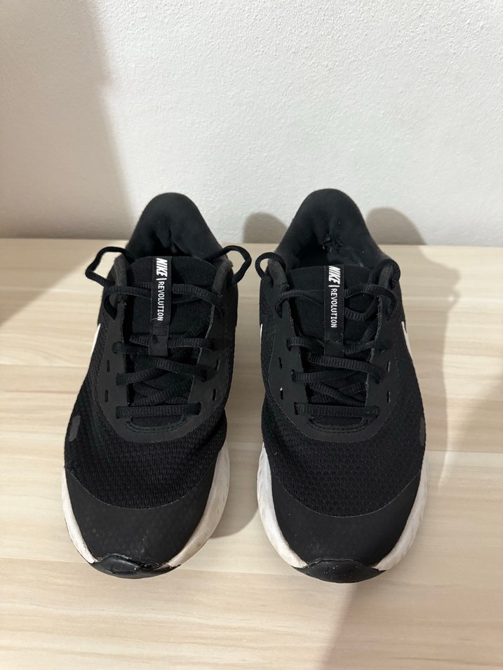 Nike revolation 5 - Görsel 3