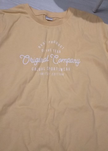 Sarı Baskılı Oversize Tişört - Görsel 2