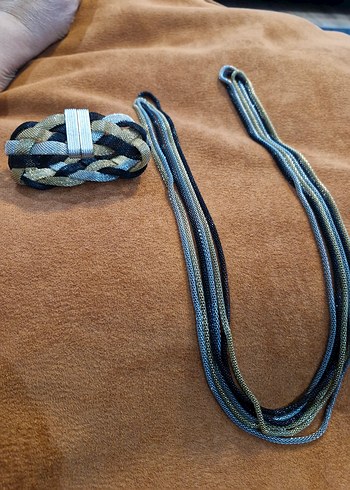 Üç renkli ,örme çelik kolye ,kelepçeli bilezik - Görsel 5