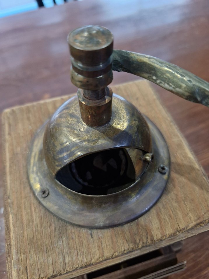 Ahşap Kahve Değirmeni - Görsel 5