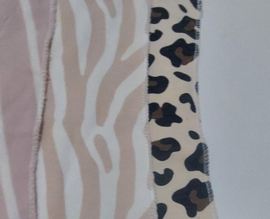 Çok Renkli Zebra Desenli Bebek Önlüğü Seti - Görsel 4